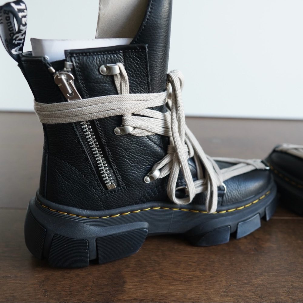 Dr. Martens x Rick Owens DRKSHDW 1460 DMXL Megalace Boots - Picture 4 of 9